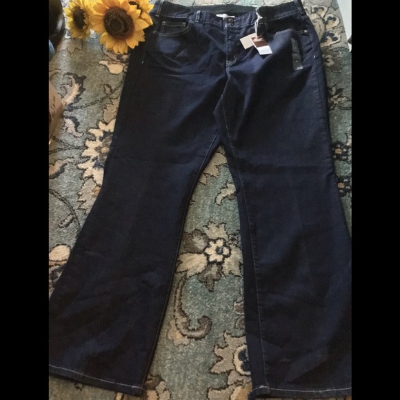 NWT Lane Bryant Tummy Panel HighRise Bootcut Jeans - Picture 3 of 9